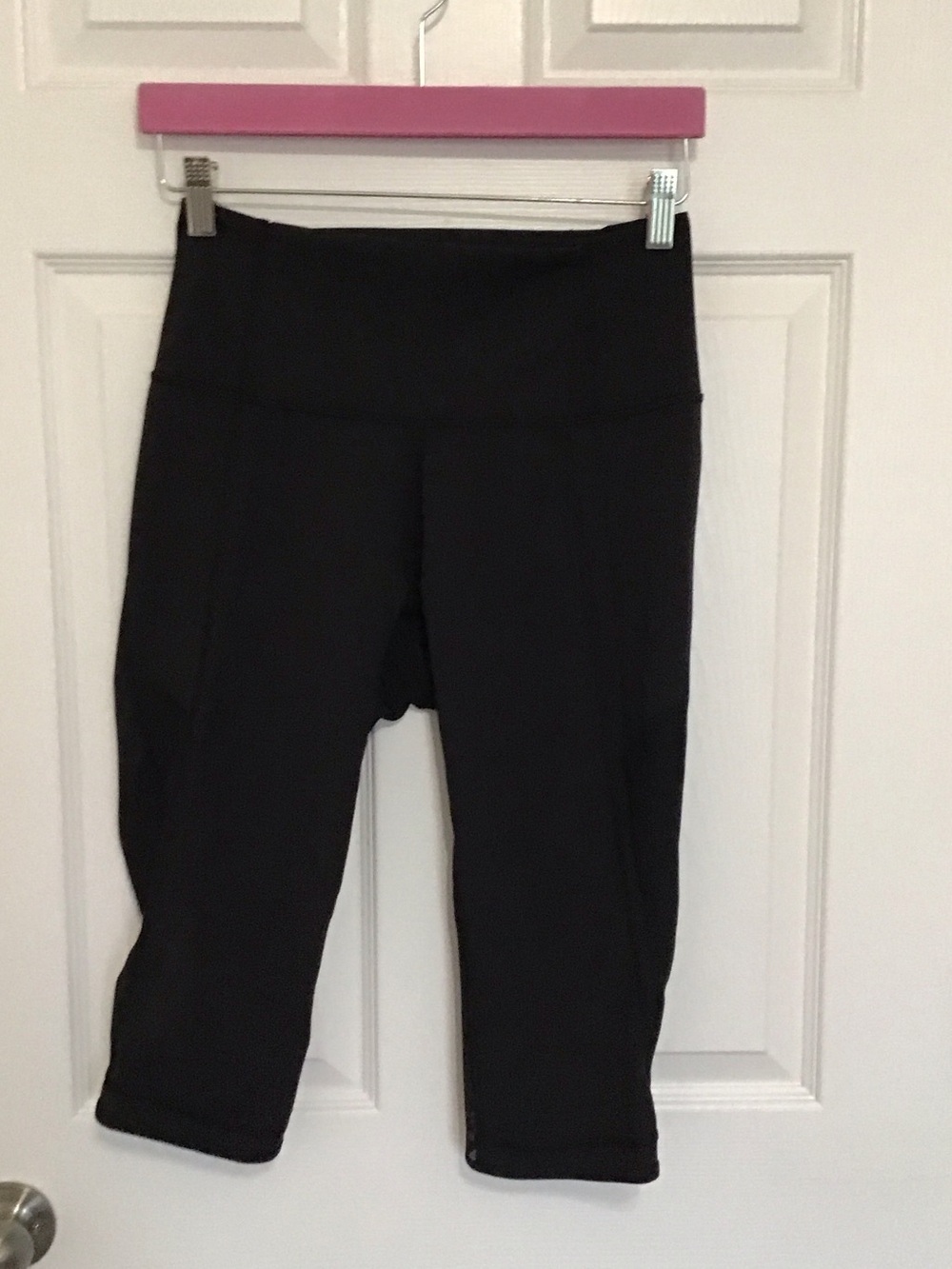 lululemon athletica Black Capri Workout Leggings